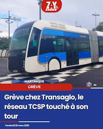 Quand le bus s’arrête, c’est un pays qui se révèle